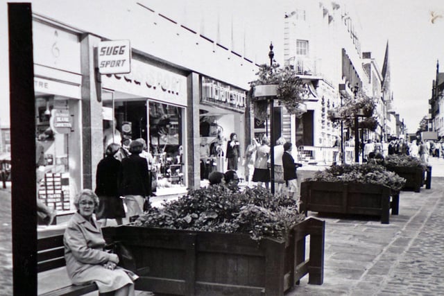 High Street, Chesterfield, looking towards Burlington Street in 1981.