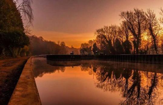 Sprotbrough Falls captured by @si_s_place
