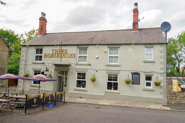 The Three Horseshoes welcomed new landlady Rebecca Hurd to the helm earlier this summer: it boasts a 4.77/5 rating after 722 reviews.