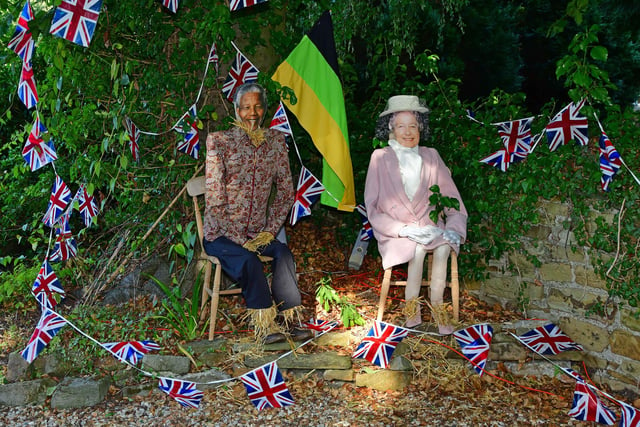 The Queen meets Nelson Mandela