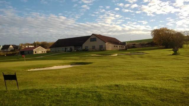 Located just outside Linlithgow, Bridgend and District Golf Club offers a challenging 9 hole course, with alternative tees for those wanting to play a full 18 hole round.