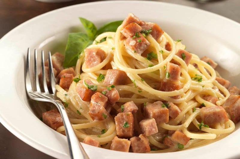 Pasta became a mainstream household food in the UK and SPAM Chopped pork and Ham made the perfect meaty accompaniment to satisfying Italian style dishes.