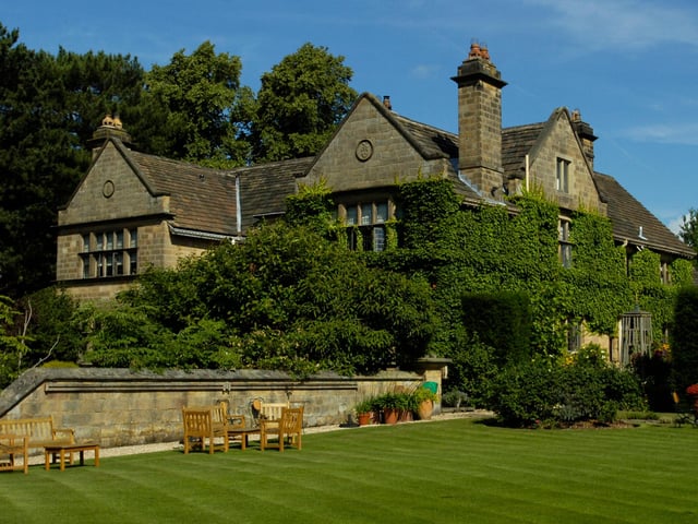 Fischer's at Baslow Hall is another former Michelin star holder. "Menus offer a mix of classic and more original modern dishes," the 2021 guide says.