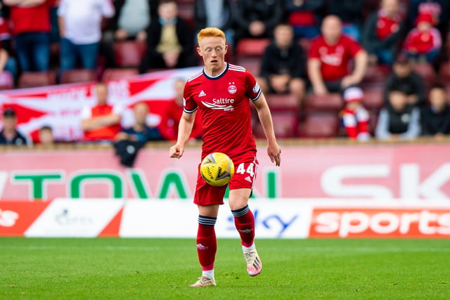 Former Aberdeen loanee Matty Longstaff claimed he didn’t fit into the team due to the number of long balls. The Newcastle United midfielder had his loan cut short having failed to make an impact and is now at English League Two side Mansfield. He said: “In Scotland everything was more of a fight…(We played) a bit of a long ball kind of game.” (Mansfield FC)