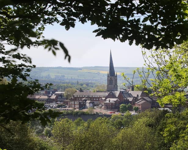 Houses are selling quicker in parts of Chesterfield than in other Derbyshire towns.