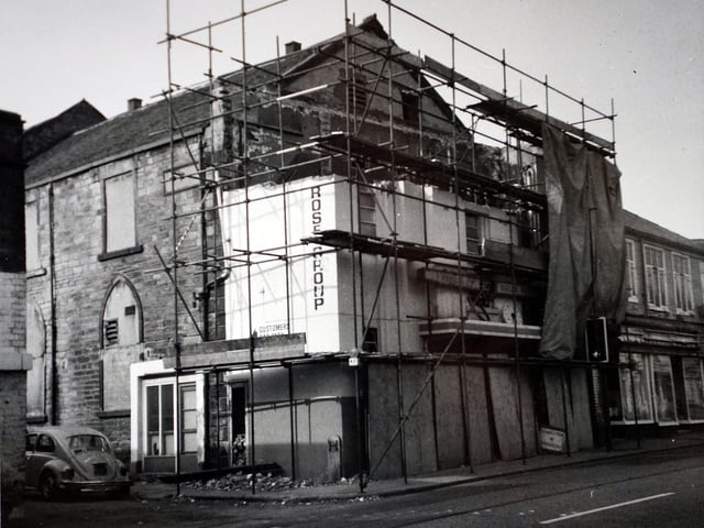 This picture is of the former Coliseum Cinema on Chatsworth Road, taken in July 1979. The building is now home to Foley’s Irish Bar.
