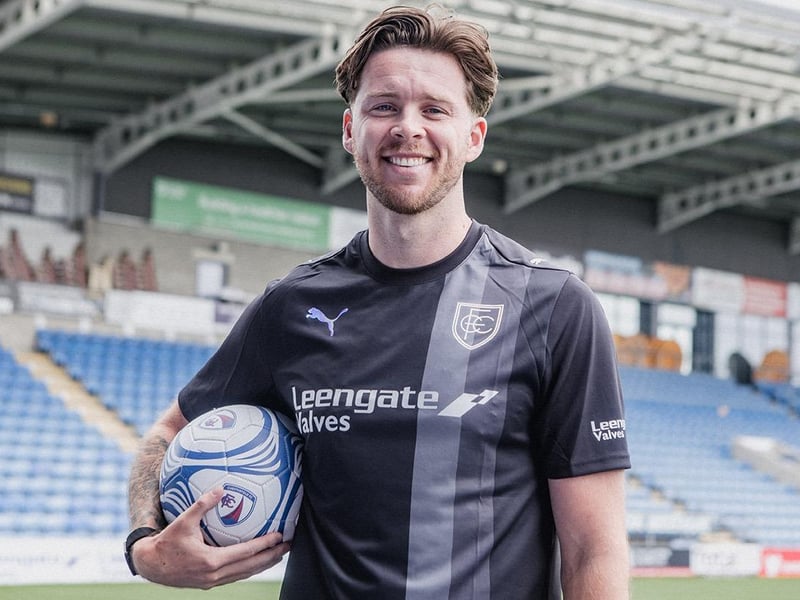 Jack Simpson 7: Competent and confident in the air and on the deck until his untimely slip on the turf let Rotherham in for the winner
