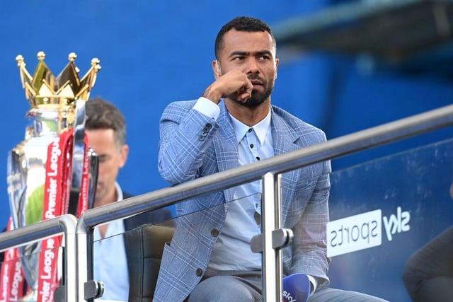 Former England left-back Ashley Cole has revealed he almost joined Newcastle United in 2006 after a £5m agreement was struck with Arsenal. (Daily Mail)