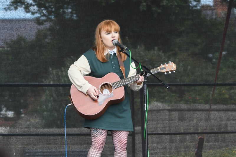 Charlotte Grayson entertaining the crowd at Kenny Fest.