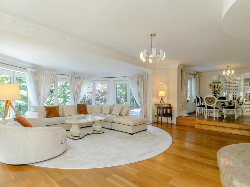 Relax in luxury in this superb lounge area