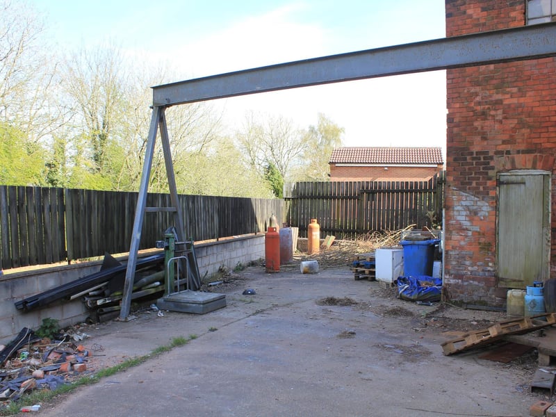 Parking area at the old chapel building.