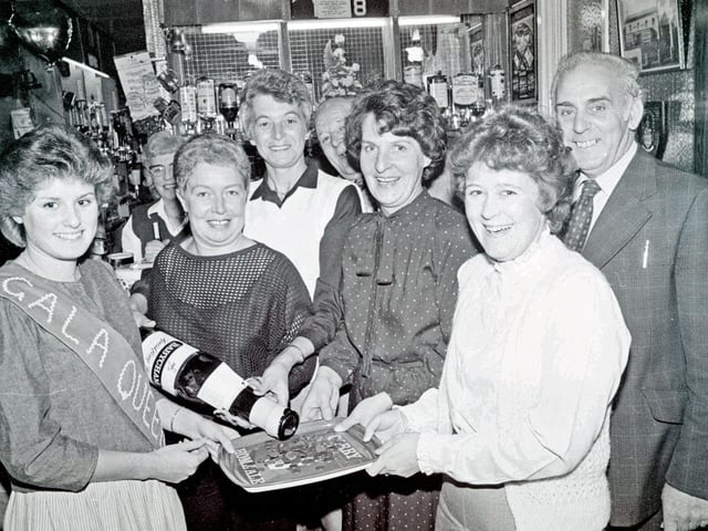 Gate inn Loscoe charity bottle, October 1983.