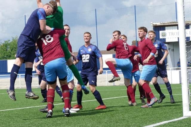 Renishaw MW and Mutton progress to Alma Cup final