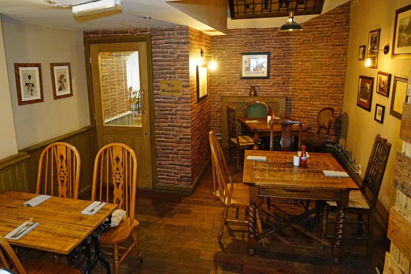 Nicola and David have completely changed the menu at the Greyhound and made it less formal. The venue serves traditional pub dishes inclusing fish and chips, pies or burgers. The menu also features freshly made woodfired pizzas.