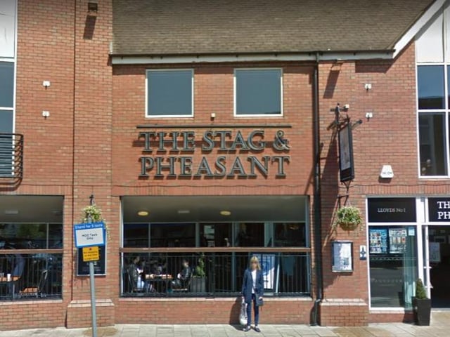 We start this list off with the popular Stag And Pheasant, Unit 4, Clumber Street, Mansfield, Nottinghamshire NG18 1NU. They score full marks with a rating of 5.