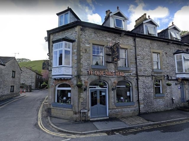 This pub has a 4.4/5 rating based on 1,300 Google reviews. One customer said: “Comfy, lovely pub. Great service, good food, dog-friendly.”