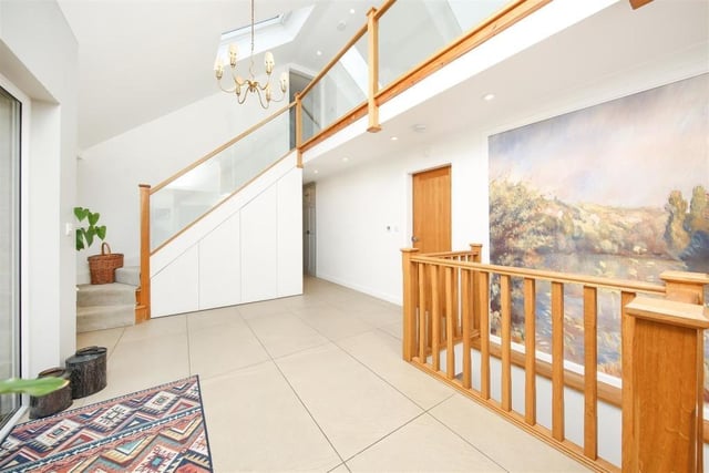 The property contains a galleried landing.