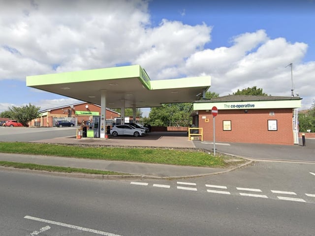 Unleaded: 172.9p
Diesel: 184.9p
(Prices from August 15)