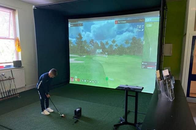 A golf simulator and gaming room has opened upstairs in Tapton Park Golf Club in Chesterfield.