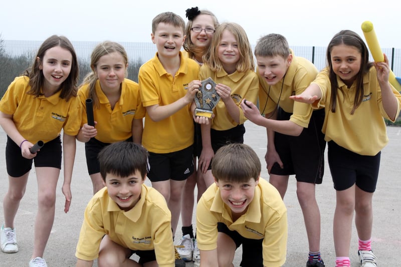 A previous Hady Primary School athletics team who won the Chesterfield title and went on to represent Chesterfield in the county small school's athletics finals.