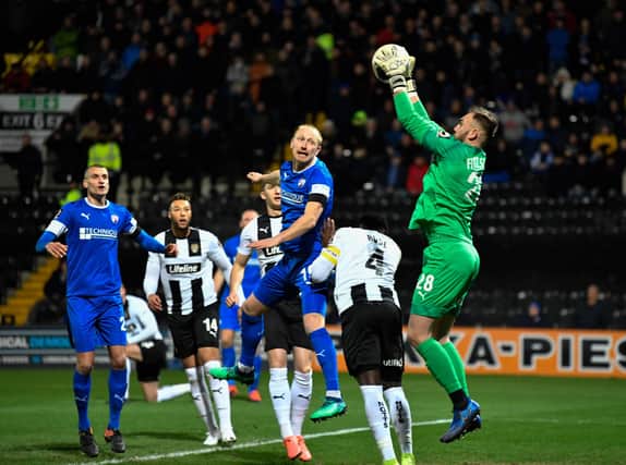 Former Notts County goalkeeper Ross Fitzsimons, who had a loan spell at Chesterfield last season, has joined Boston United.