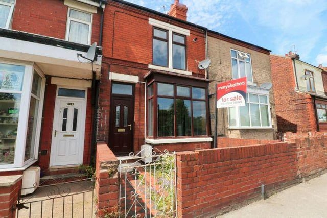 This three bedroom terrace has low maintenance gardens and separate lounge and dining room. Marketed by Merryweathers, 01302 457671.