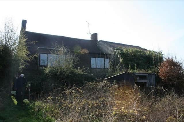 The plans would see the Georgian farmhouse, believed to be from around the earlier 18th century, between 200 and 250 years ago, demolished due to issues with its structural integrity.