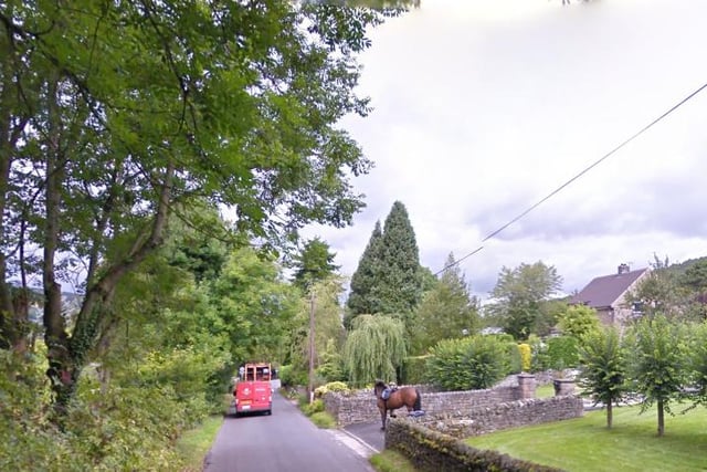 Near Calver Weir the lane has country homes with landscaped gardens. The average house price is £939,381.