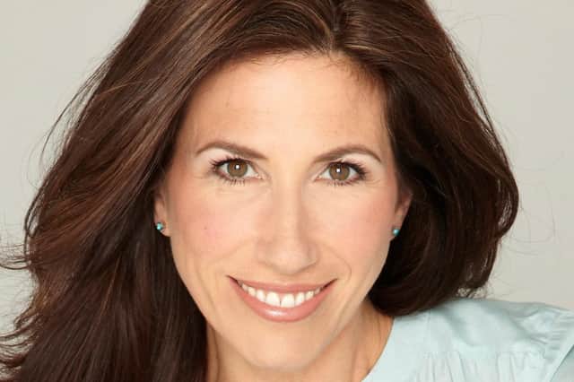 Gaynor Faye has been signed up for Looking Good Dead which will tour to Sheffield and Nottingham this summer.