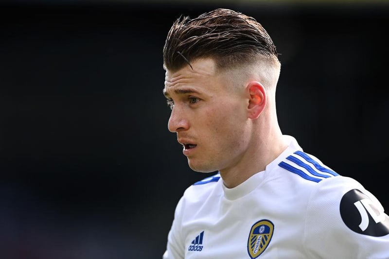 Leeds United left-back Gjanni Alioski has agreed a pre-contract with Turkish giants Galatasaray after talks over an extension at Elland Road proved unsuccessful. (Football Insider)