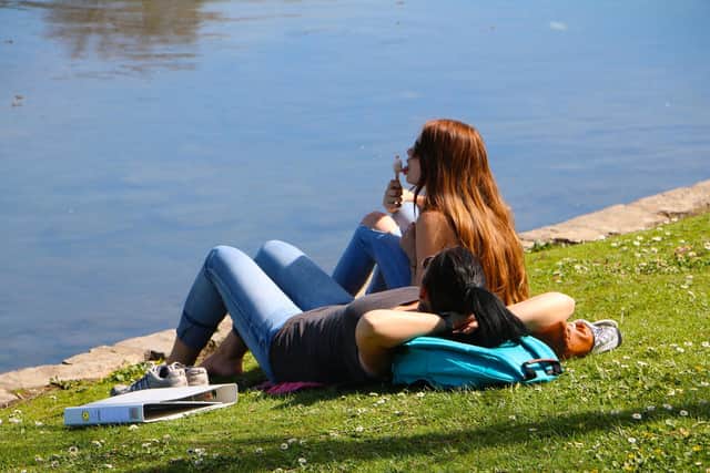 Chesterfield residents may have to dust off their sun cream this weekend as the Bank Holiday looks to bring some glorious sunshine