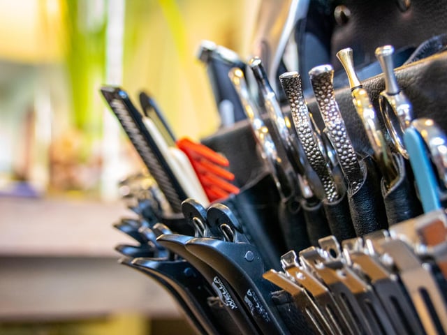 Given 4.8 stars by 46 reviews. One review said: "Welcoming warm atmosphere, amazing talented stylists, cater for all ages."