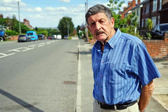 Ian Scott says the county council is "turning a blind eye" to speeding drivers after permanently removing a faulty speed camera from a busy road in the town