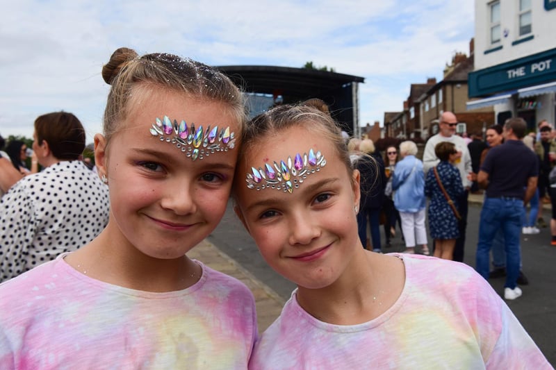 Seven-year-old twins Annabel and Chloe Gleaves.