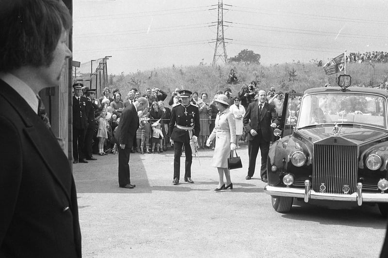 Arriving in style for her royal visit in 1977.