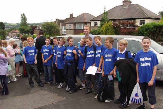 Stretch limousines arrived to bring Y6 pupils to Totley Primary School for their last day at school in 2005
