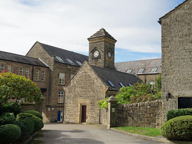 This Peak District village is recorded as ‘Banford’ in the Domesday Book of 1086.