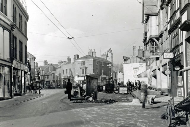 Working on Eyres store Holywell Street Chesterfield. Picture supplied by Chesterfield Museum Service\Chesterfield Borough Council