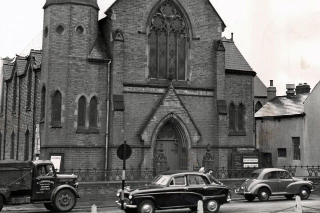 The Primitive Methodist Church, at Holywell Cross, Chesterfield, 1955. The building later became Livingtone's nightclub.