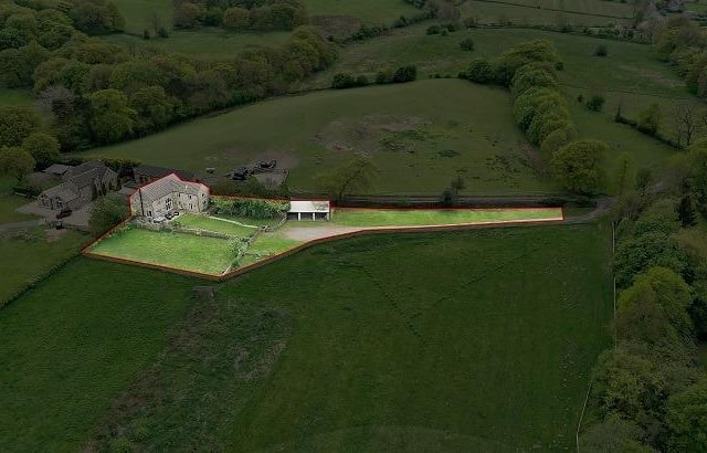 The Barn and its land is outlined on this overview of the property and its surrounding area on the outskirts of Chesterfield