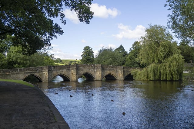 Walking around Bakewell is as peaceful as it gets. It's ideal for older, quieter dogs, but there's a few fields for more rambunctious pups to enjoy as well.