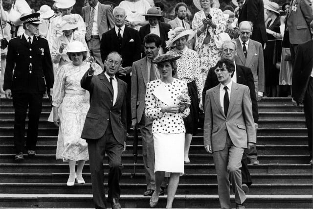 Princess Diana visits Chatsworth in July 4th 1986. 