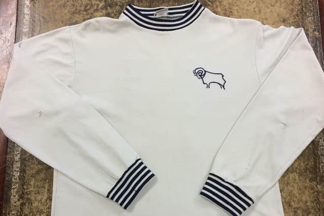 Alan Hinton's shirt from 1971-72 when Derby County were crowned league champions sold for £2,600 at auction.
