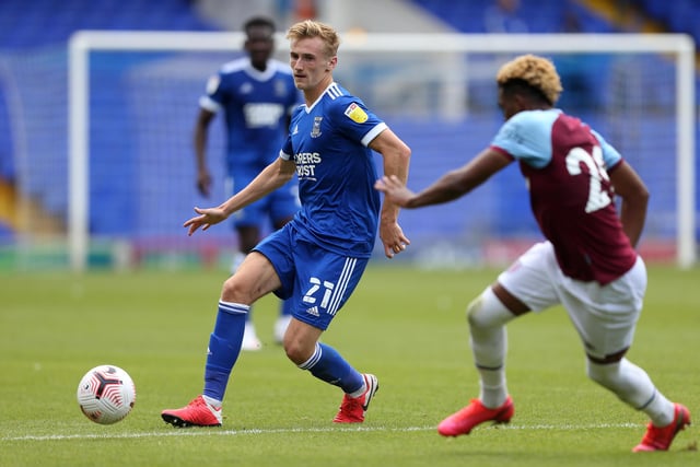 Ipswich Town midfielder Flynn Downes has handed in a transfer request after the Tractor Boys rejected two offers from Crystal Palace. (The Athletic)