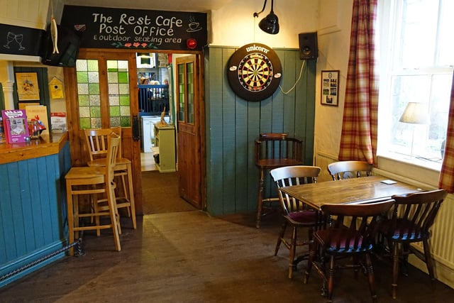 The Anglers Rest currently has a 4.4/5 rating based on 165 Google reviews.
