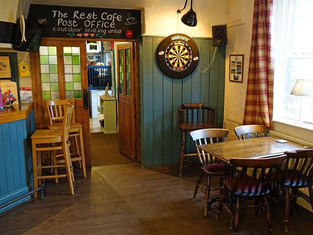 The Anglers Rest currently has a 4.4/5 rating based on 165 Google reviews.