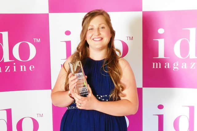 Chesterfield wedding singer Chloe Boulton scooped the award for Best Entertainment in the East Midlands in the I Do Magazine Wedding Awards.
