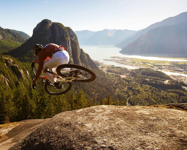 French mountain biker Killan Bron stars in the film Cross Country which documents his journey across North America.