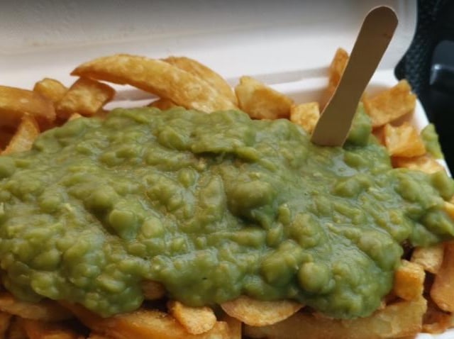 Seaqueen Fisheries have a passionate team of chefs ready to treat you to tasty fish and chips tonight. You can find them at, 21 Warsop Rd, Mansfield Woodhouse, Mansfield.