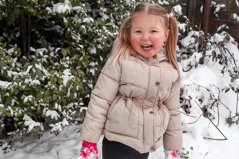 Holly Gilooly had great fun in the snow in Grangemouth (Picture: Kate Gilooly)